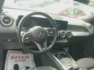 Mercedes-Benz GLB 250