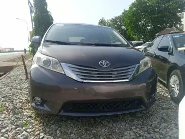 Toyota Sienna