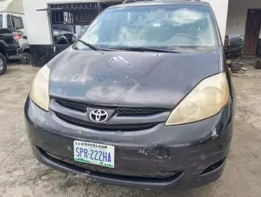 Toyota Sienna