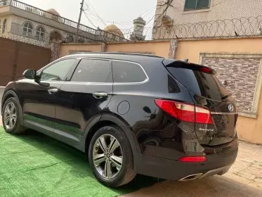 Hyundai Santa FE