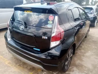 Toyota Aqua Hybrid