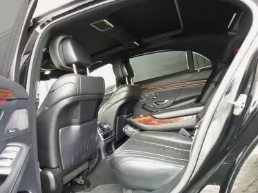 Mercedes-Benz S 560