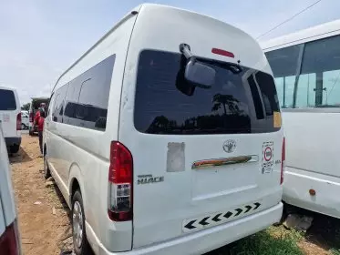 Toyota Hiace (High Roof)