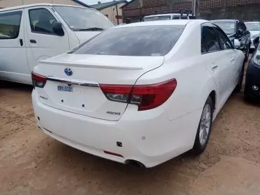 Toyota Mark X