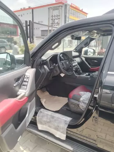 Toyota Landcruiser 300 VXR