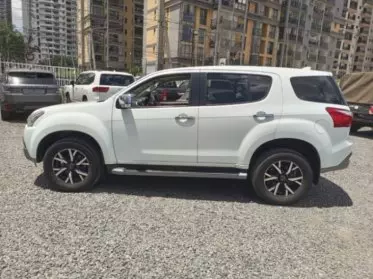 Isuzu MUX