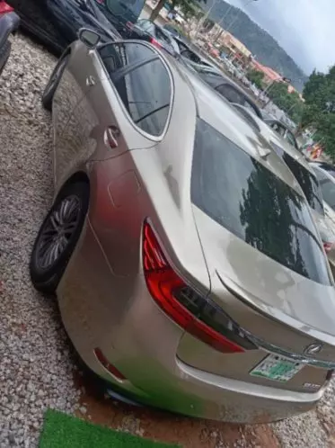 Lexus ES 350