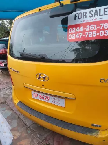 Hyundai H-1 Starex