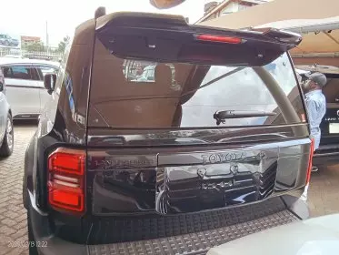 Toyota Landcruiser Prado