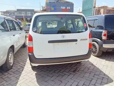 Toyota Succeed