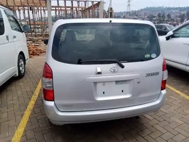 Toyota Succeed
