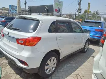 Mitsubishi RVR