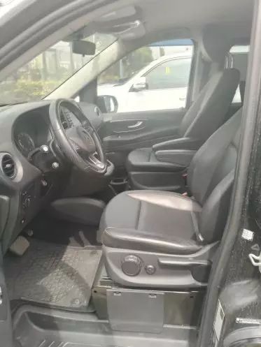 Mercedes-Benz metris
