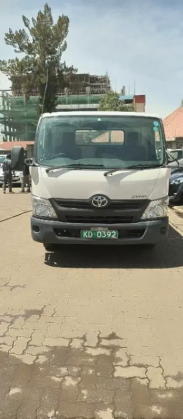 Toyota DYNA 200