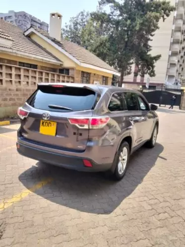 Toyota kluger