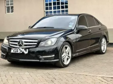 Mercedes-Benz C200