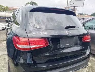 Mercedes-Benz GLC 300