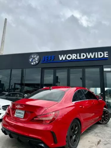 Mercedes-Benz CLA 250
