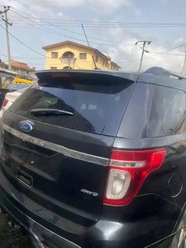 Ford Explorer