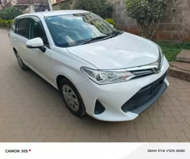 Toyota Fielder 