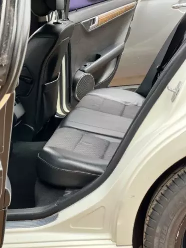 Mercedes-Benz C200