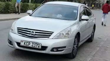 Nissan Teana