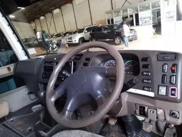 Mitsubishi Rosa 