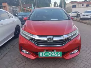 Honda Fit shuttle hybrid