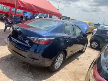 Toyota Yaris IA