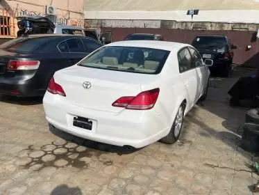 Toyota Avalon