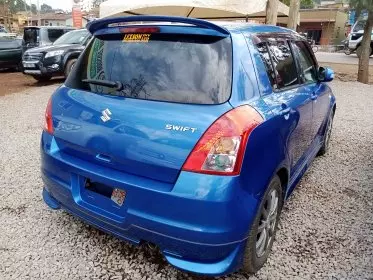 SUZUKI Swift
