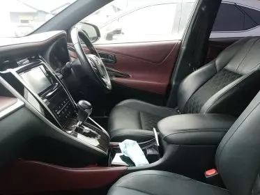 Toyota Harrier hybrid