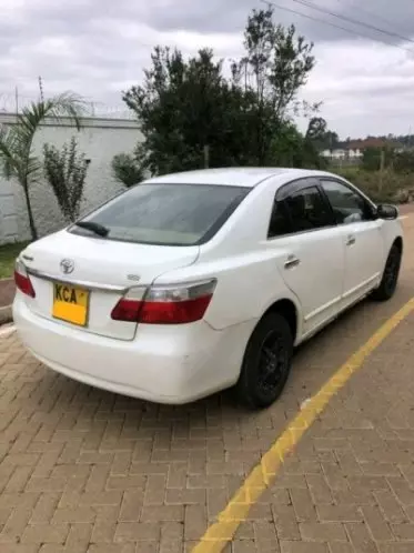 Toyota Premio