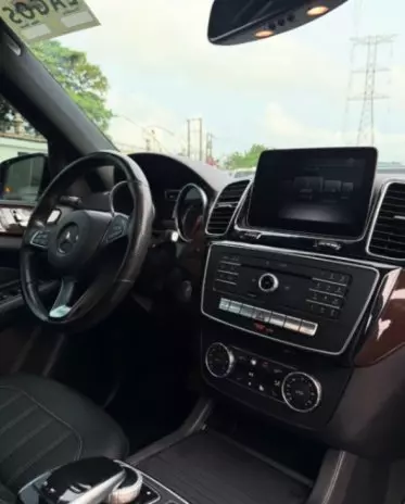 Mercedes-Benz GLE 350