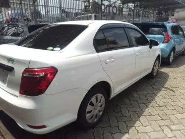 Toyota Axio 