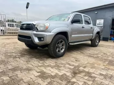 Toyota Tacoma