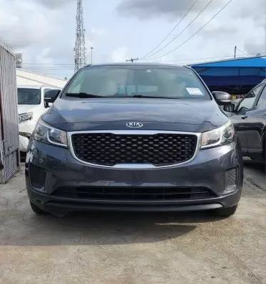 KIA Sedona