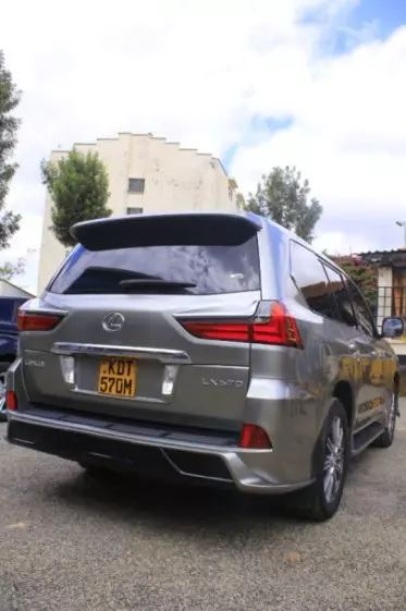 Lexus LX 570