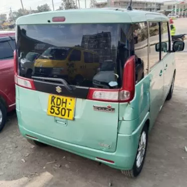 SUZUKI Spacia 