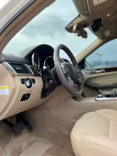 Mercedes-Benz ML 350