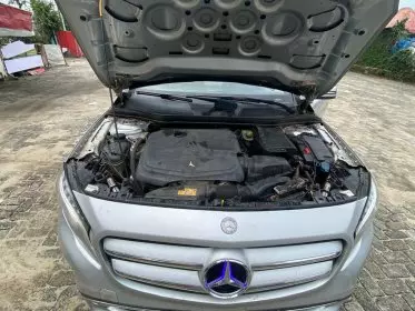 Mercedes-Benz GLA 250