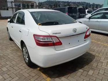 Toyota Premio