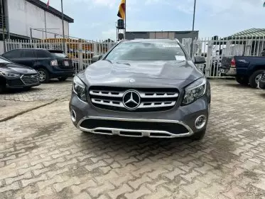 Mercedes-Benz GLA 250