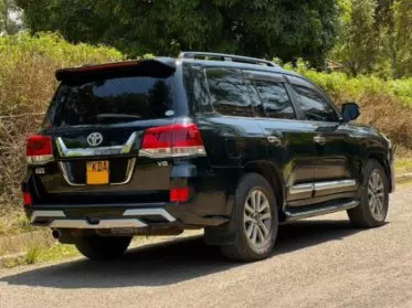 Toyota Landcruiser ZX