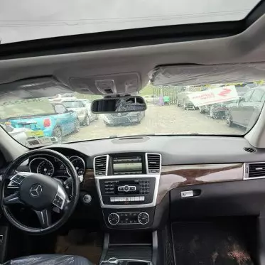 Mercedes-Benz ML 350
