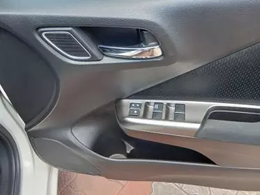 Honda Grace Hybrid