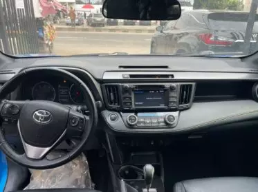 Toyota RAV 4