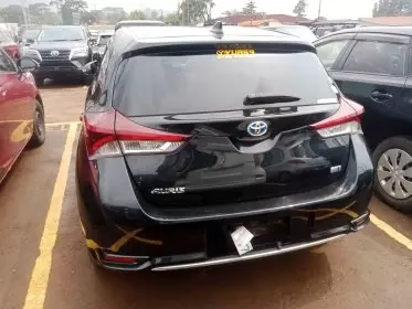 Toyota Auris Hybrid