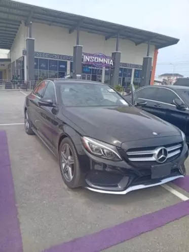 Mercedes-Benz C400