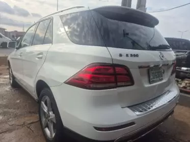 Mercedes-Benz GLE 350